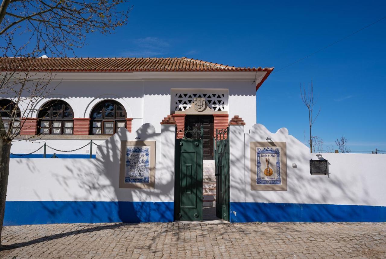 Bed and Breakfast Escola Do Fado Vila Fernando  Екстер'єр фото