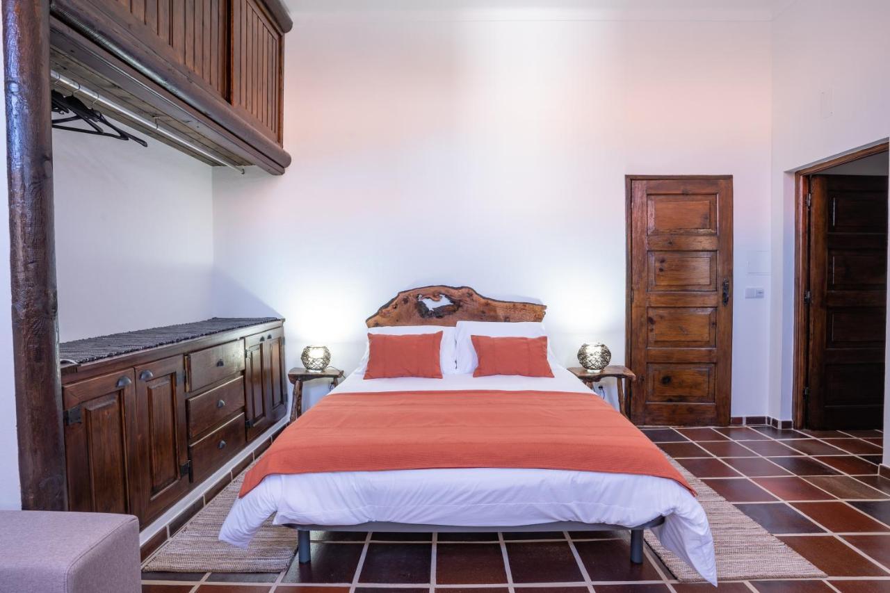 Bed and Breakfast Escola Do Fado Vila Fernando  Екстер'єр фото