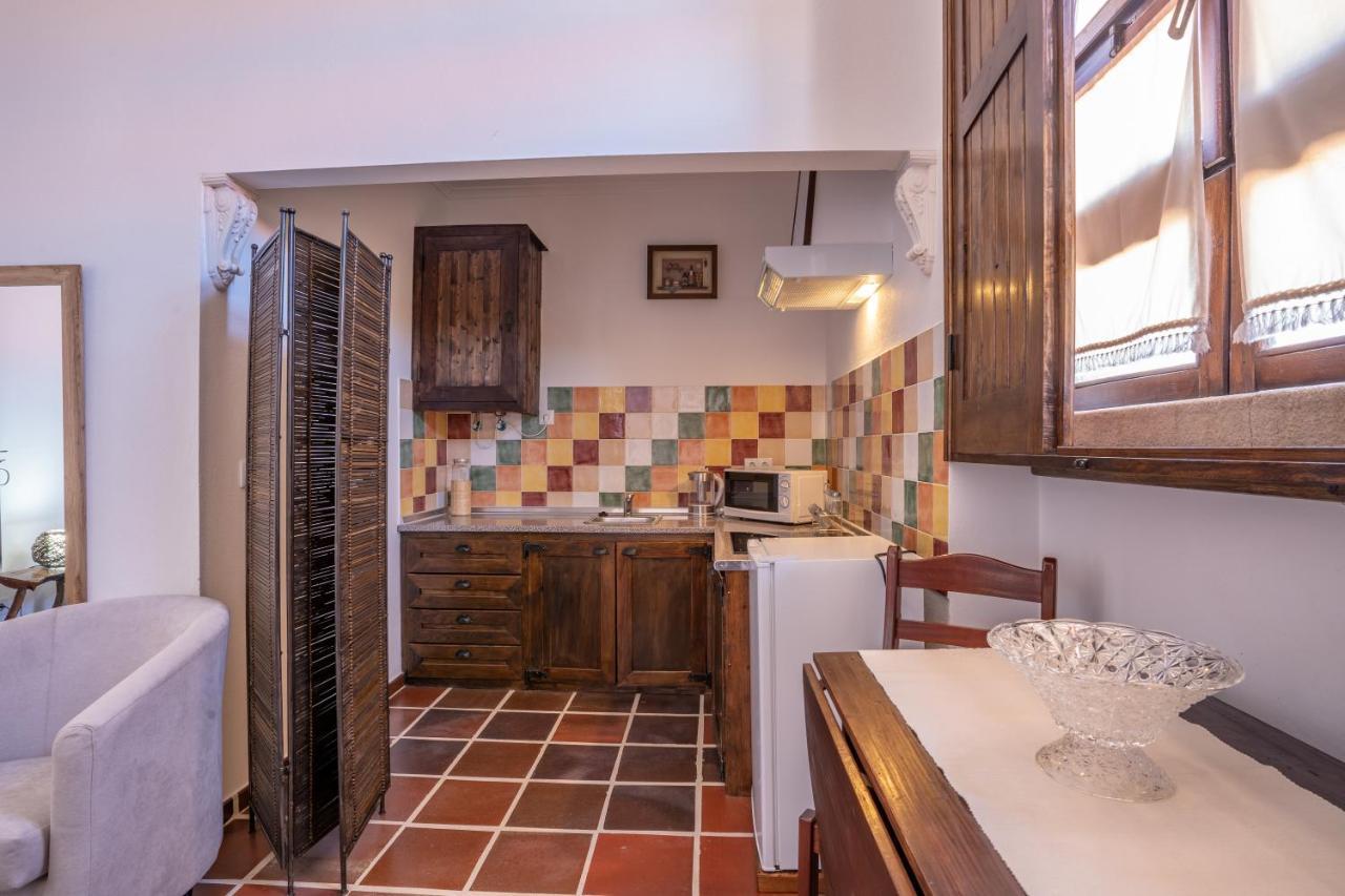 Bed and Breakfast Escola Do Fado Vila Fernando  Екстер'єр фото